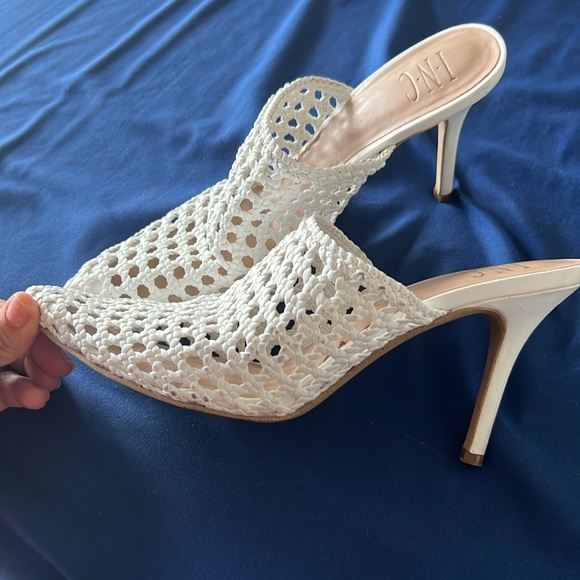 Super comfortable to go to work with in a gorgeous style - Picture 3 of 4